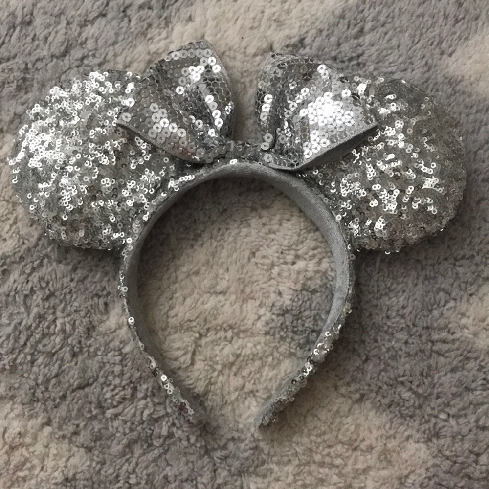 Minnie Mouse Ears